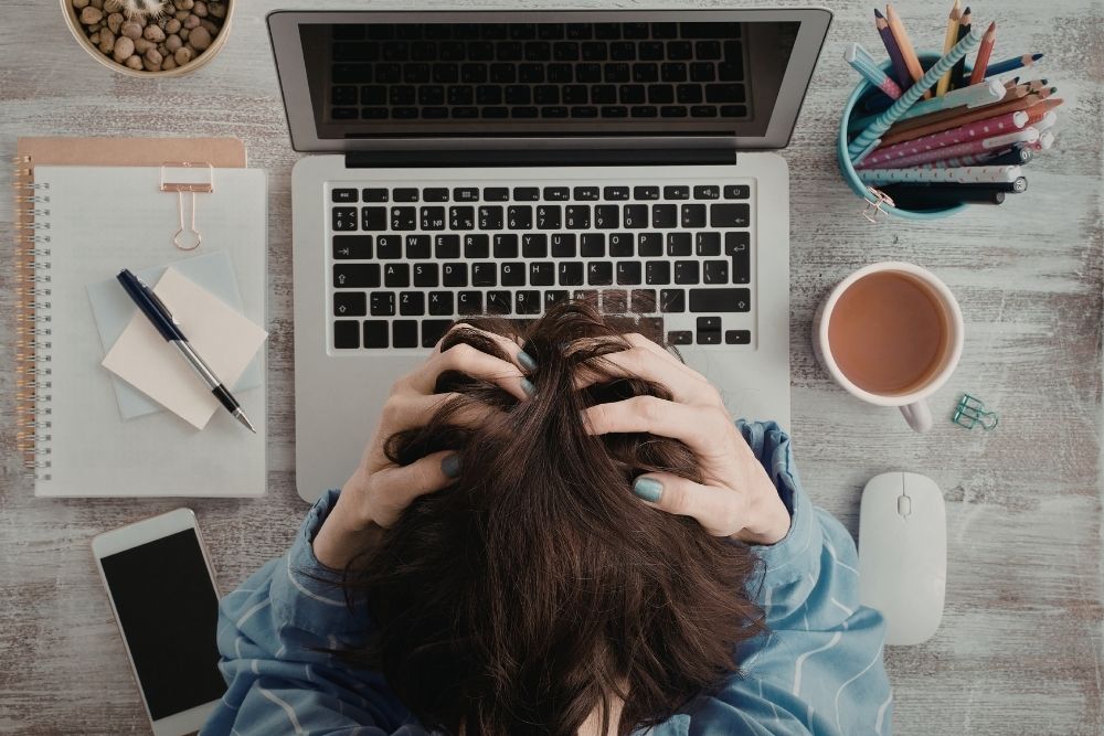 Tem como resolver notebook que não liga